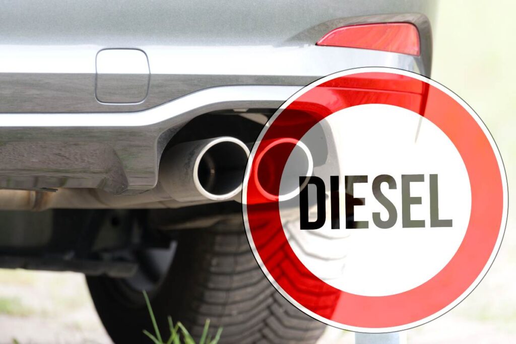 Il divieto della vendita di auto a diesel e a benzina